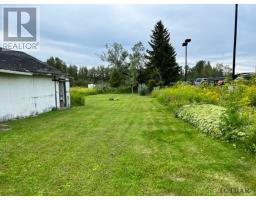 1209 Riverside Dr, Timmins, ON P4R1A3 Photo 4