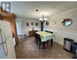 Living room - 346 Thirteenth Street, Cornwall, ON K6J3H2 Photo 5