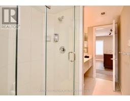 Bathroom - 2014 15 90 Highland Dr, Oro Medonte, ON L0L2X0 Photo 6