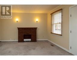 Living room - 37 Fulton Street, Brantford, ON N3R2E1 Photo 7