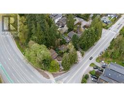 526 550 Riverside Drive 2194 Windridge Drive, North Vancouver, BC V7H1V3 Photo 4