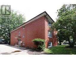 7 Woodlawn Ave, Mississauga, ON L5G3K4 Photo 4