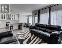 Den - 31 Sherview Grove Nw, Calgary, AB T3R0Y4 Photo 5