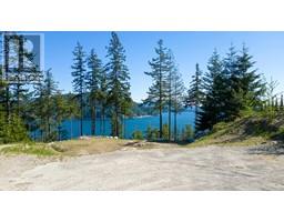 Sl 11 Witherby Road, Gibsons, BC V0N1V6 Photo 6