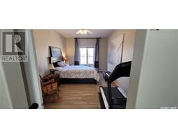 Bedroom - 108 W 1300 Stockton Street N, Regina, SK S4X0G2 Photo 5