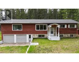 4pc Bathroom - 1129 Mountainview Road, Clearwater, BC V0E1N1 Photo 2