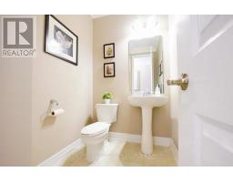 Great room - 78 Hoey Cres, Oakville, ON L6M0W4 Photo 5