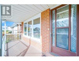 3263 Cawthra Rd, Mississauga, ON L5A2X4 Photo 4