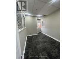 17 4370 Steeles Ave, Vaughan, ON L4L4Y4 Photo 7