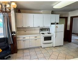 Bedroom - 972 Ellis Avenue, Hedley, BC V0X1K0 Photo 6