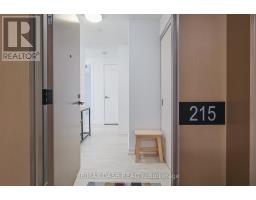 Primary Bedroom - 215 223 St Clair Ave W, Toronto, ON M4V1R3 Photo 4