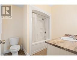 2pc Bathroom - 408 Hummel Crescent, Fort Erie, ON L2A0E8 Photo 6