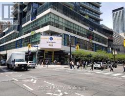74 384 Yonge St, Toronto, ON M5B1S8 Photo 5