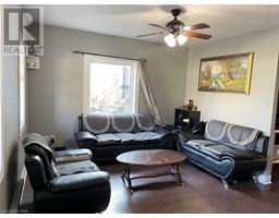 Living room - 42 Forsythe Street, Fort Erie, ON L2A1X2 Photo 5