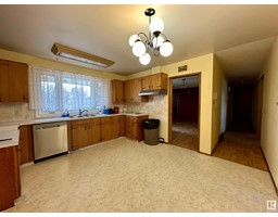 Bedroom 2 - 4880 54 Ave, Drayton Valley, AB T7A1A1 Photo 6