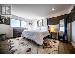 Bedroom - 12033 77 Avenue, Grande Prairie, AB T8W0M5 Photo 7