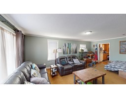 Living room - 411 9th Avenue S, Cranbrook, BC V1C2M7 Photo 4