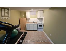 Laundry room - Bsmnt 587 Mulock Crt, Newmarket, ON L3Y5H1 Photo 3