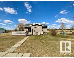 Family room - 470046 Rge Rd 233, Rural Wetaskiwin County, AB T9A1X1 Photo 4