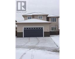Kitchen - 172 Pitcher Crescent, Fort Mcmurray, AB T9K0G9 Photo 2