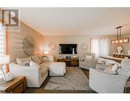 Living room - 4563 Pinedale Drive, Niagara Falls, ON L2E6M6 Photo 7