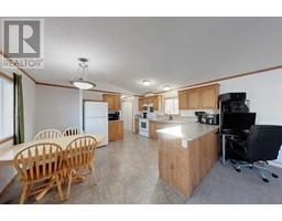 Kitchen - 74064 Southshore Drive, Widewater, AB T0G2A0 Photo 6