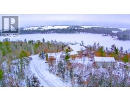 Great room - 147 George Armstrong Dr, Fort Frances, ON P9A3M3 Photo 4