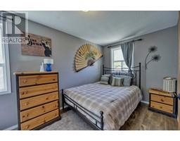 Bedroom - 6008 Cottonwood Drive, Osoyoos, BC V0H1V3 Photo 6