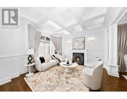Family room - 142 Upper Canada Dr, Toronto, ON M2P1S8 Photo 5