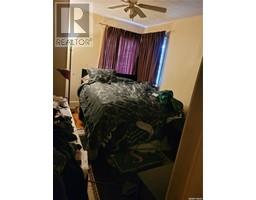 Bedroom - 5300 Dewdney Avenue, Regina, SK S4T1C3 Photo 4