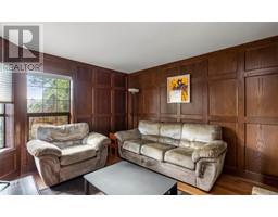 Living room - 803 Piermont Pl, Victoria, BC V8S5J7 Photo 6