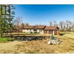Kitchen/Dining room - Martens Acreage, Rosthern Rm No 403, SK S0K2H0 Photo 3