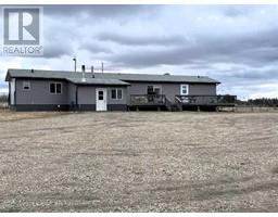 Living room/Dining room - 53066 Twp Rd 864, Rural Clear Hills County, AB T0H1K0 Photo 3