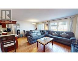 Living room - 8220 86 Avenue, Fort St John, BC V1J0G8 Photo 2