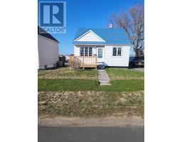 Dining nook - 9 Essex Street, Glace Bay, NS B1A5H3 Photo 2