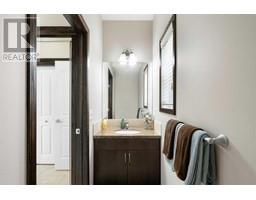 2pc Bathroom - 122 Saddleland Crescent Ne, Calgary, AB T3J5K4 Photo 7