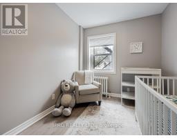 Primary Bedroom - 9 11 Bracebridge Ave, Toronto, ON M4C2X6 Photo 4