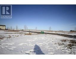 26 Meadows Way, Taber, AB T1G0G7 Photo 2