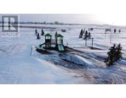2 Meadows Way, Taber, AB T1G0G7 Photo 3