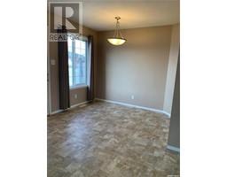 Family room - 101 503 Colonel Otter Drive, Swift Current, SK S9H2K4 Photo 3