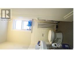 Bathroom - 2336 Dufferin St, Toronto, ON M6E3S4 Photo 6