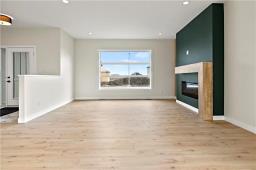 Mud room - 25 Ridgemont Drive, Niverville, MB R0A0A1 Photo 6