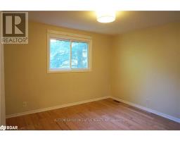 83 Cundles Rd E, Barrie, ON L4M2Z8 Photo 7