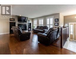 Primary Bedroom - 120 Seven Persons Crescent Sw, Medicine Hat, AB T1B2A6 Photo 5