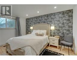 Bedroom - 1607 Wycliffe Pl, Saanich, BC V8N4X5 Photo 7