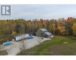 10 Greengage Rd N, Clearview, ON L0M1S0 Photo 5