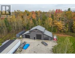 10 Greengage Rd N, Clearview, ON L0M1S0 Photo 7