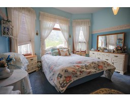 Bedroom - 920 Edgewood Avenue, Nelson, BC V1L4C9 Photo 7
