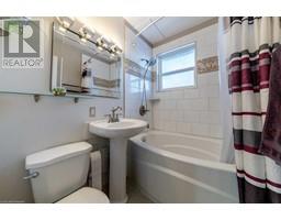 3pc Bathroom - 5510 49 Street, Lloydminster, AB T9V0L3 Photo 7