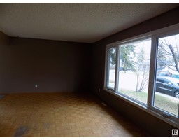 Bedroom 2 - 5402 40 Avenue, Wetaskiwin, AB T9A0A5 Photo 6